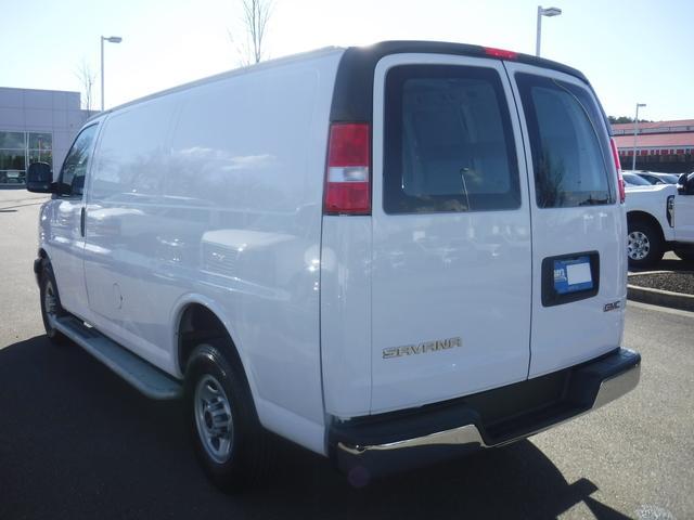 2022 GMC Savana Cargo Van Vehicle Photo in JASPER, GA 30143-8655