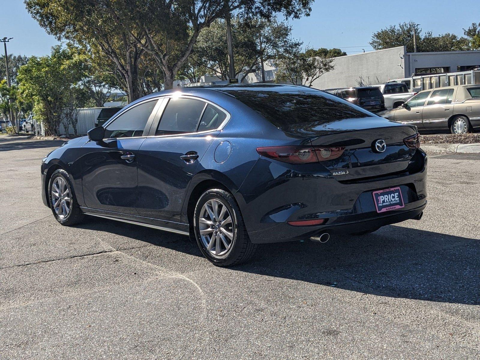 2021 Mazda Mazda3 Sedan Vehicle Photo in GREENACRES, FL 33463-3207