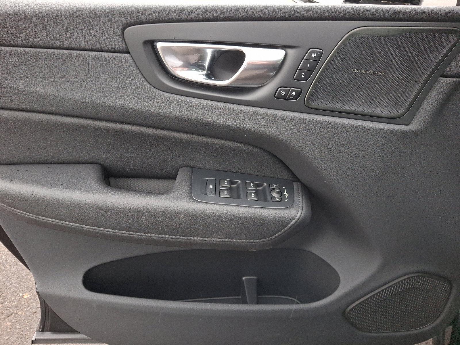 2022 Volvo XC60 Vehicle Photo in Trevose, PA 19053