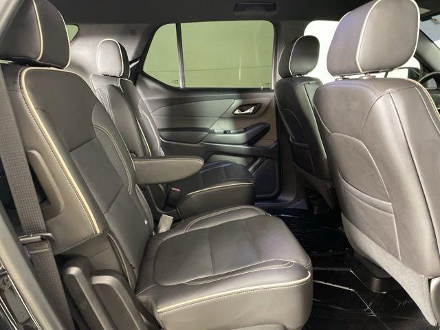 2022 Chevrolet Traverse Vehicle Photo in PHOENIX, AZ 85014-3381
