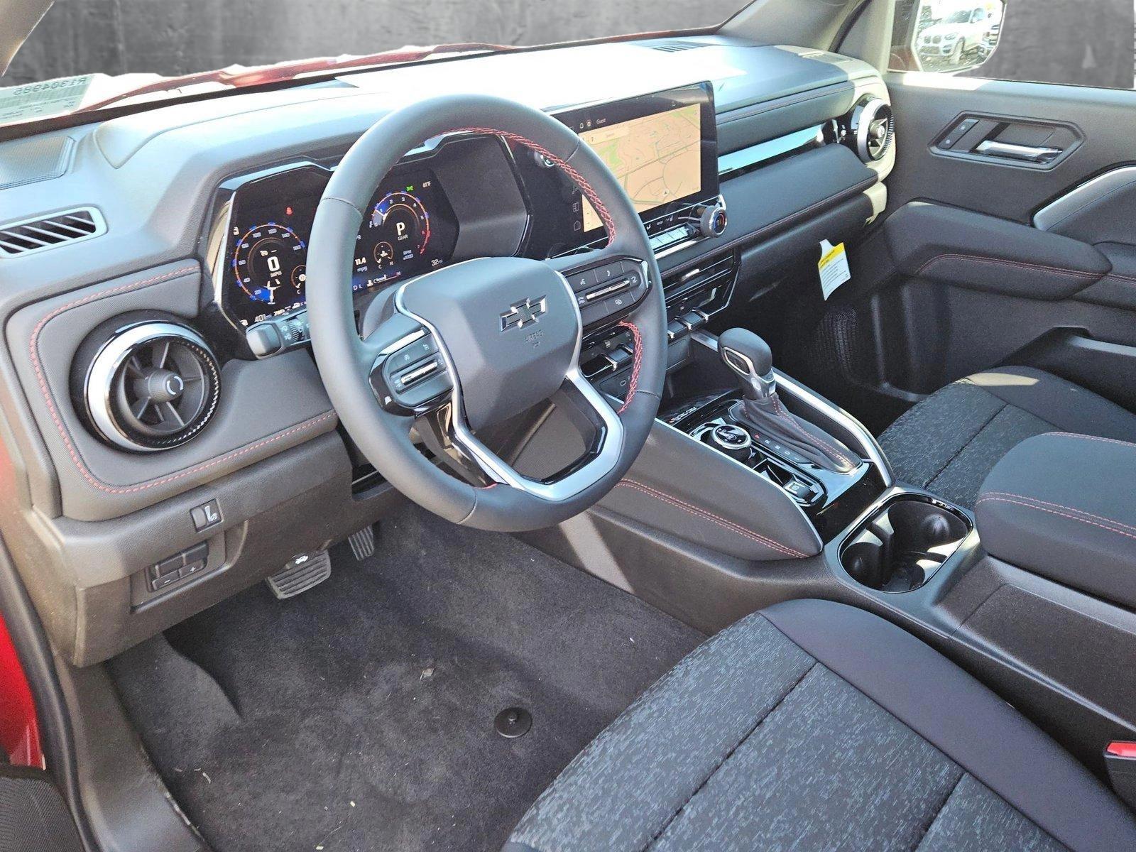 2024 Chevrolet Colorado Vehicle Photo in MESA, AZ 85206-4395