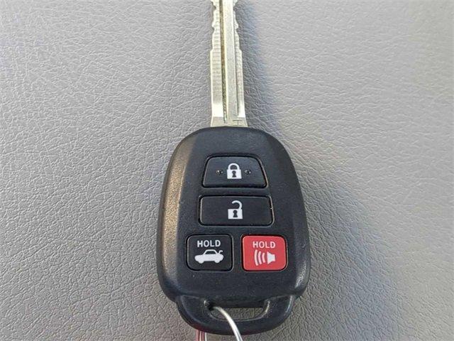 2017 Toyota Camry Vehicle Photo in COLLIERVILLE, TN 38017-9006