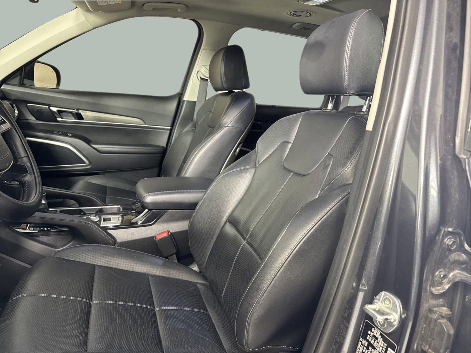 2022 Kia Telluride Vehicle Photo in GEORGETOWN, TX 78626-7508