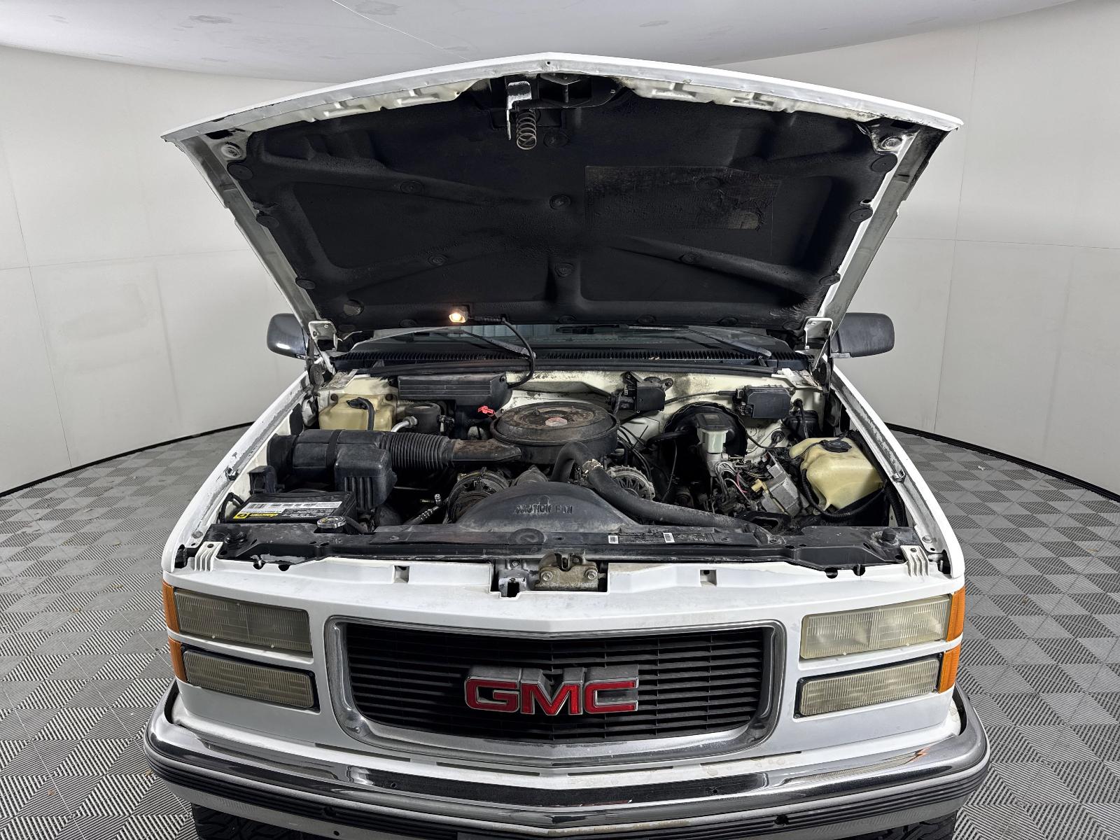 1994 GMC Yukon Vehicle Photo in GEORGETOWN, TX 78626-7508