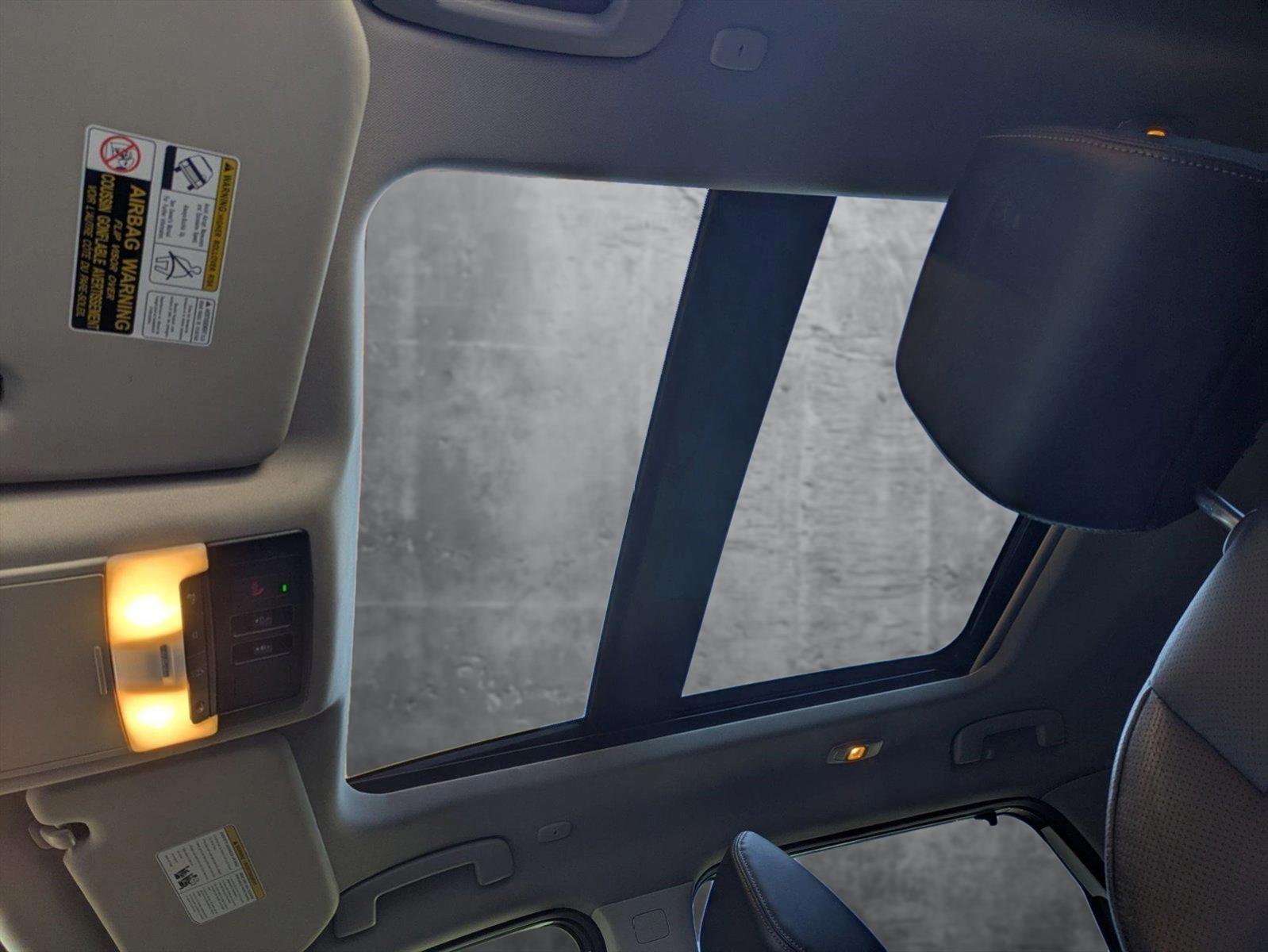 2022 Nissan Rogue Vehicle Photo in Valencia, CA 91355-1794