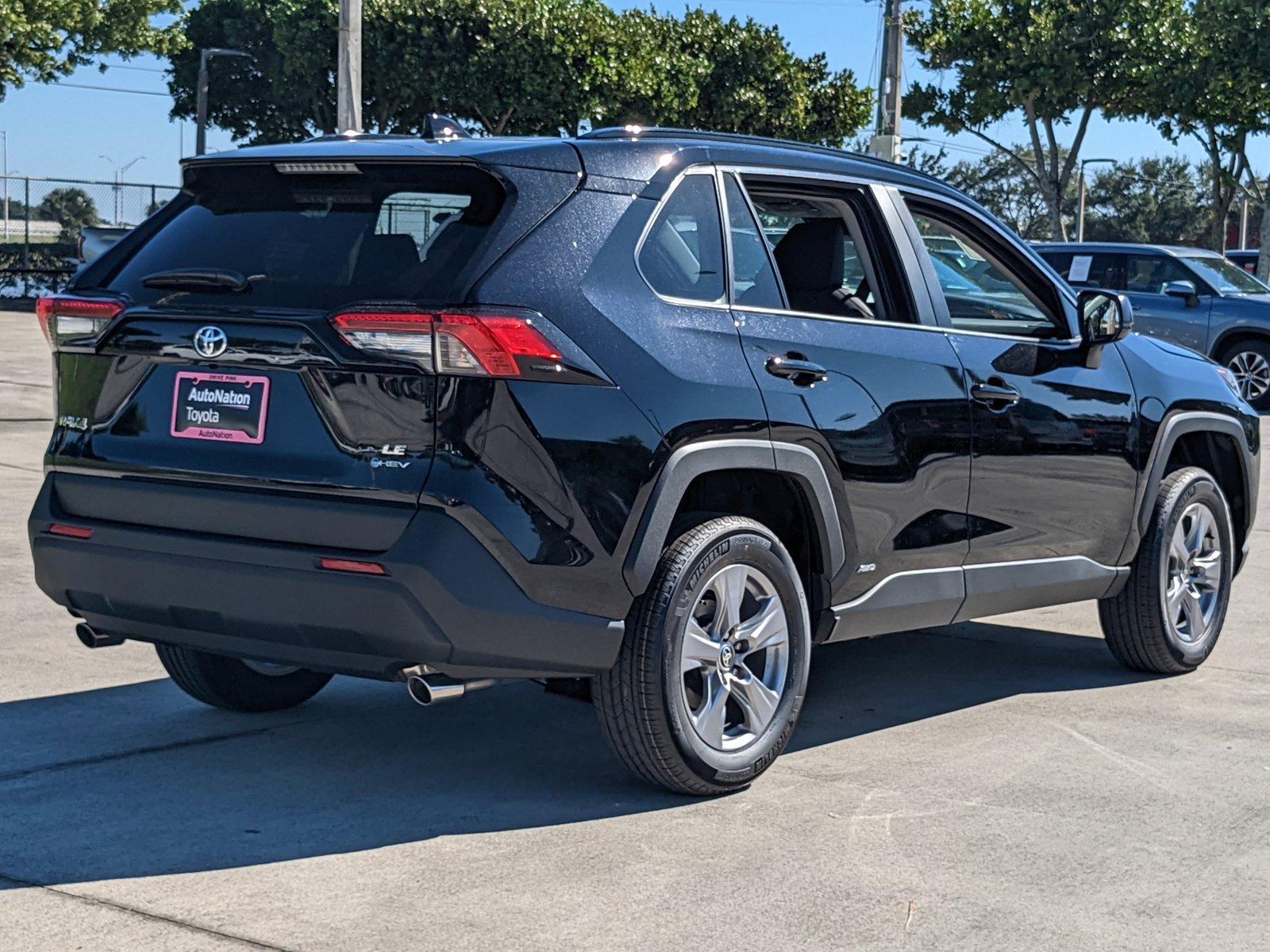 2025 Toyota RAV4 Vehicle Photo in Davie, FL 33331