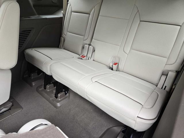 2022 GMC Yukon Vehicle Photo in DENTON, TX 76210-9321