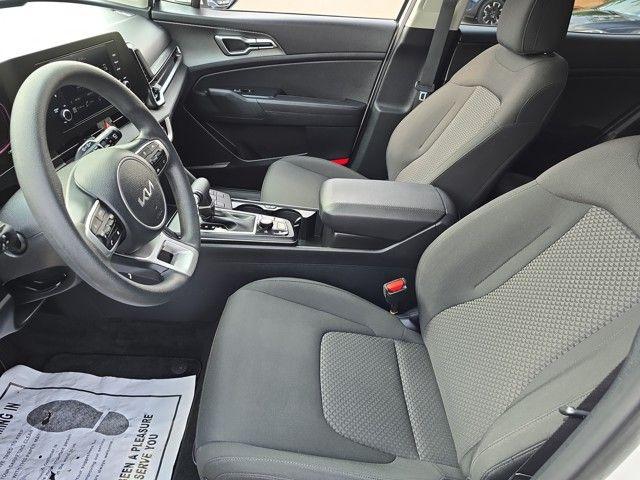 2023 Kia Sportage Vehicle Photo in Pleasant Hills, PA 15236