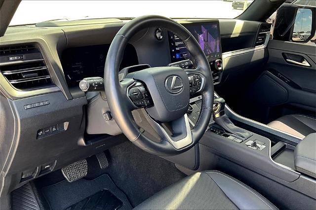 2024 Lexus GX 550 Vehicle Photo in Grapevine, TX 76051