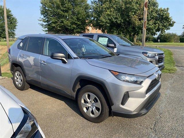 2022 Toyota RAV4 Vehicle Photo in LANCASTER, PA 17601-0000