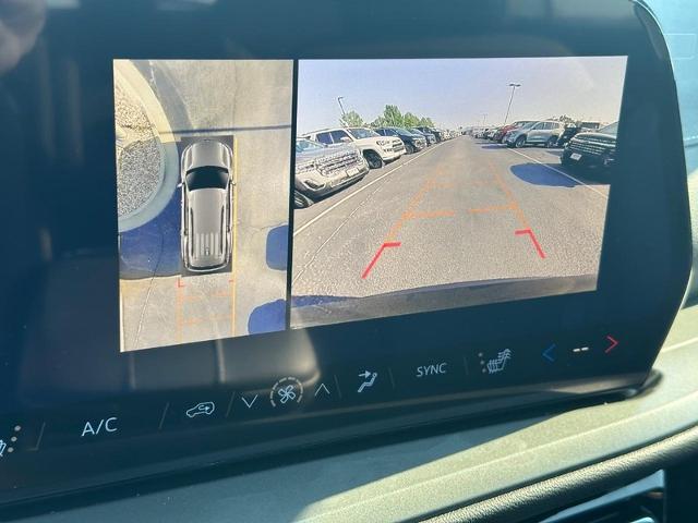 2026 Chevrolet Traverse Vehicle Photo in COLUMBIA, MO 65203-3903