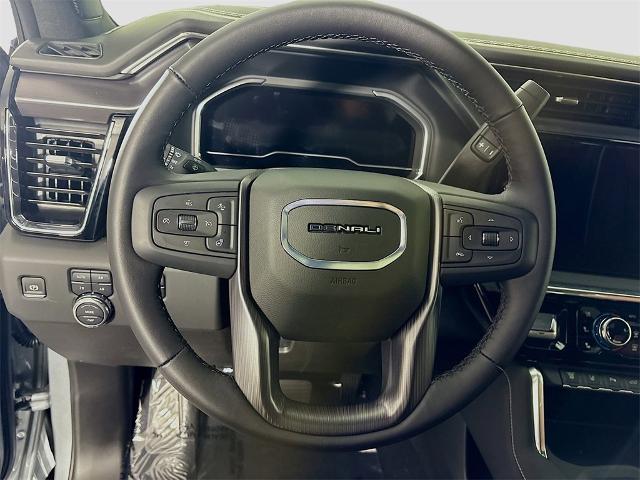 2025 GMC Sierra 2500 HD Vehicle Photo in PUYALLUP, WA 98371-4149