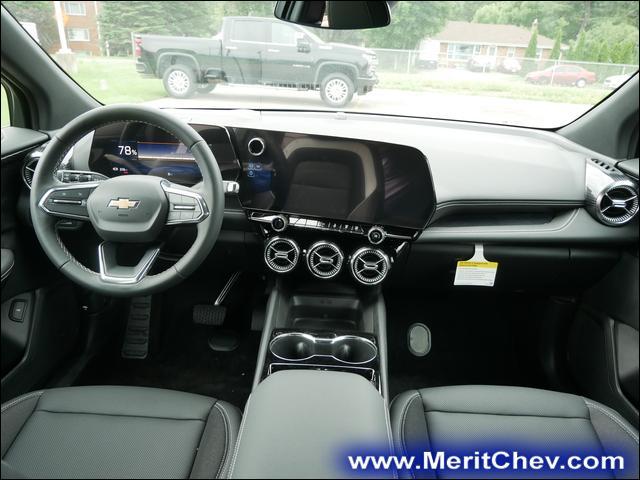 2024 Chevrolet Blazer EV Vehicle Photo in MAPLEWOOD, MN 55119-4794