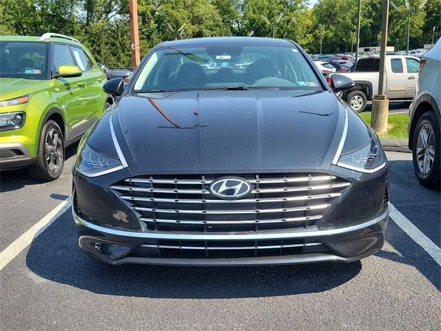 2023 Hyundai SONATA Hybrid Vehicle Photo in New Bloomfield, PA 17068