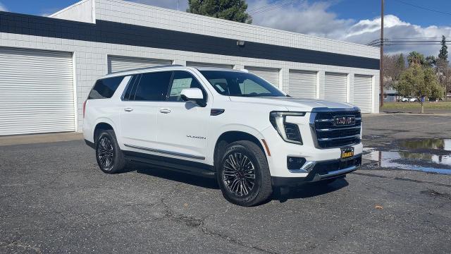 2025 GMC Yukon XL Vehicle Photo in TURLOCK, CA 95380-4918