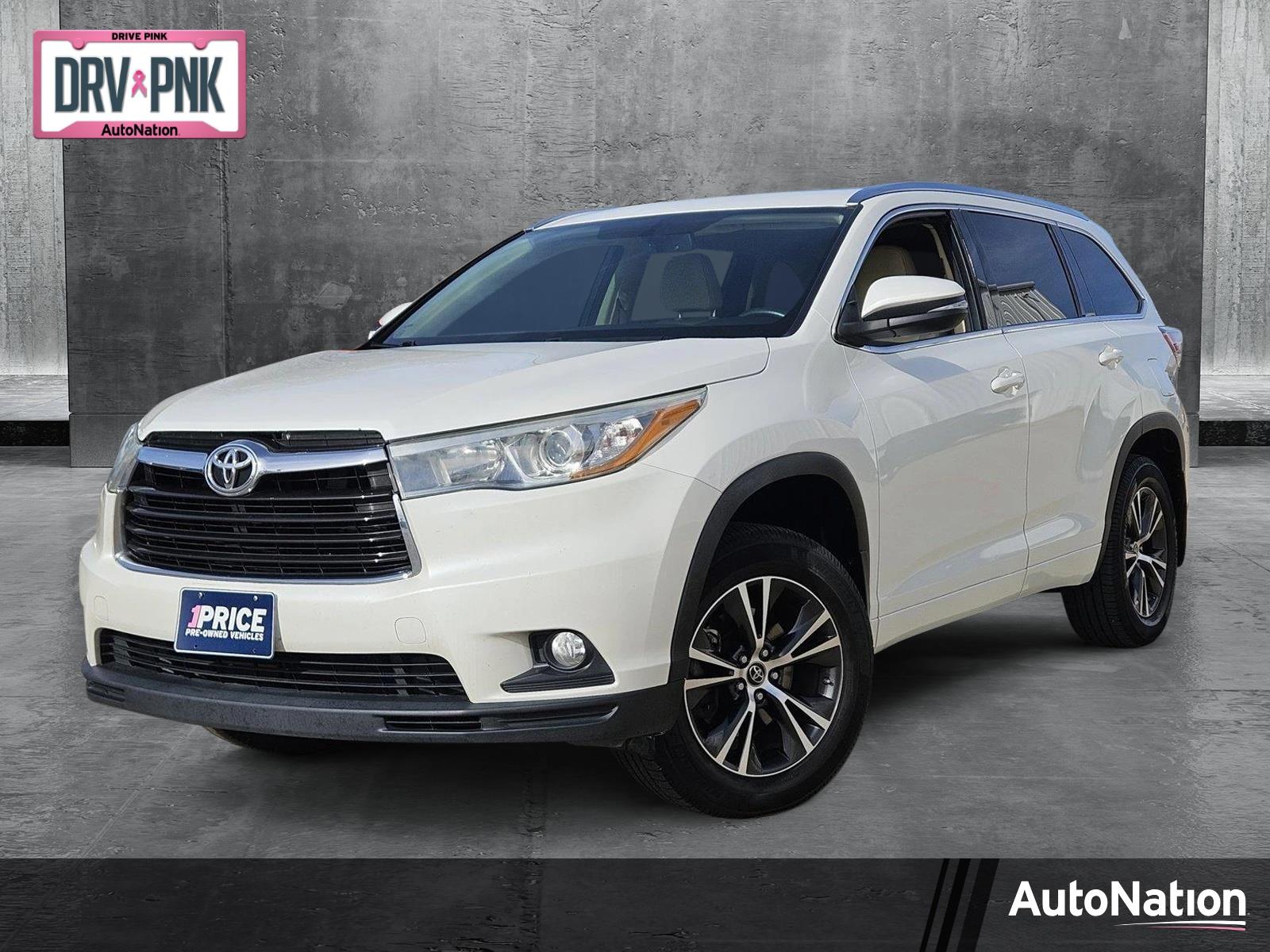 2016 Toyota Highlander Vehicle Photo in NORTH RICHLAND HILLS, TX 76180-7199