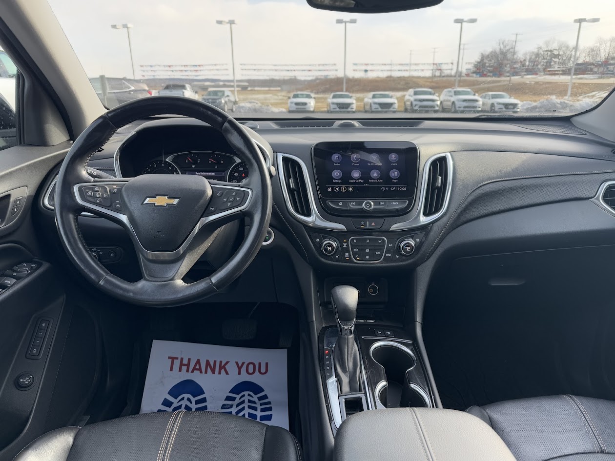 2022 Chevrolet Equinox Vehicle Photo in BOONVILLE, IN 47601-9633