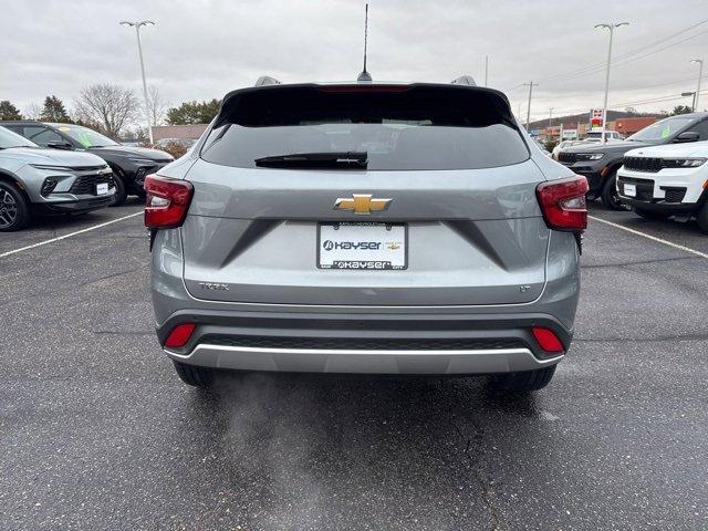 2025 Chevrolet Trax Vehicle Photo in SAUK CITY, WI 53583-1301