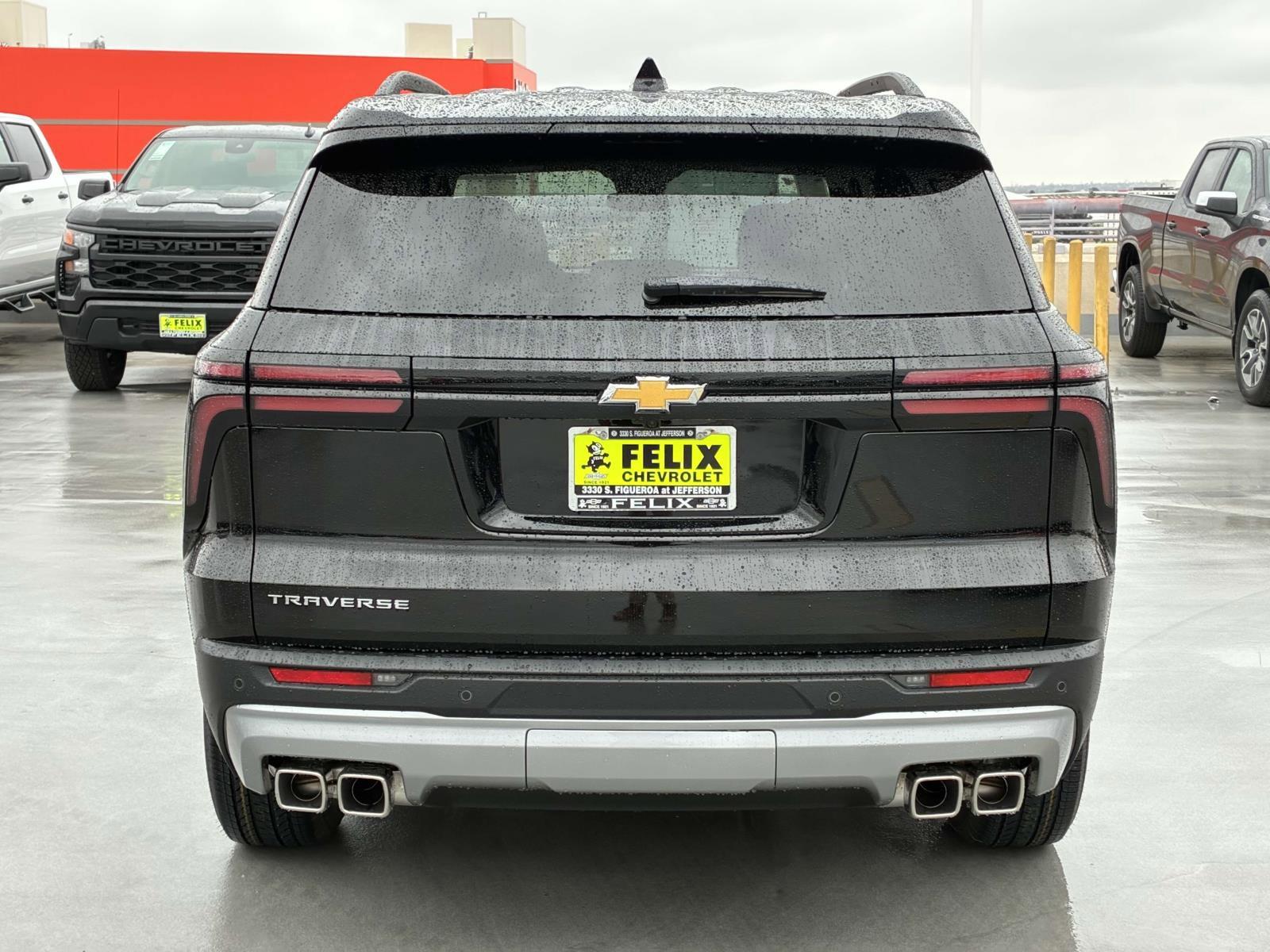 2025 Chevrolet Traverse Vehicle Photo in LOS ANGELES, CA 90007-3794