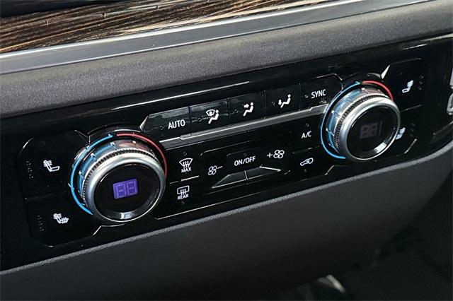 2023 GMC Sierra 1500 Vehicle Photo in ELK GROVE, CA 95757-8703