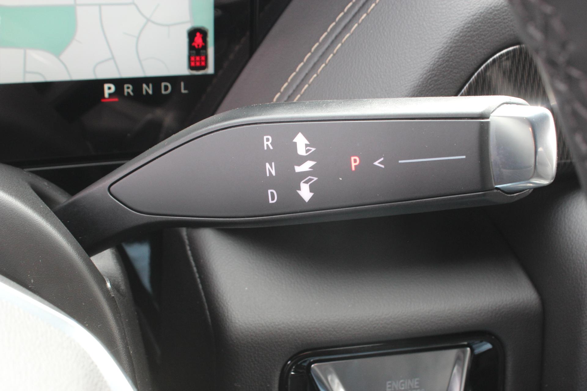 2025 GMC Yukon XL Vehicle Photo in AURORA, CO 80012-4011