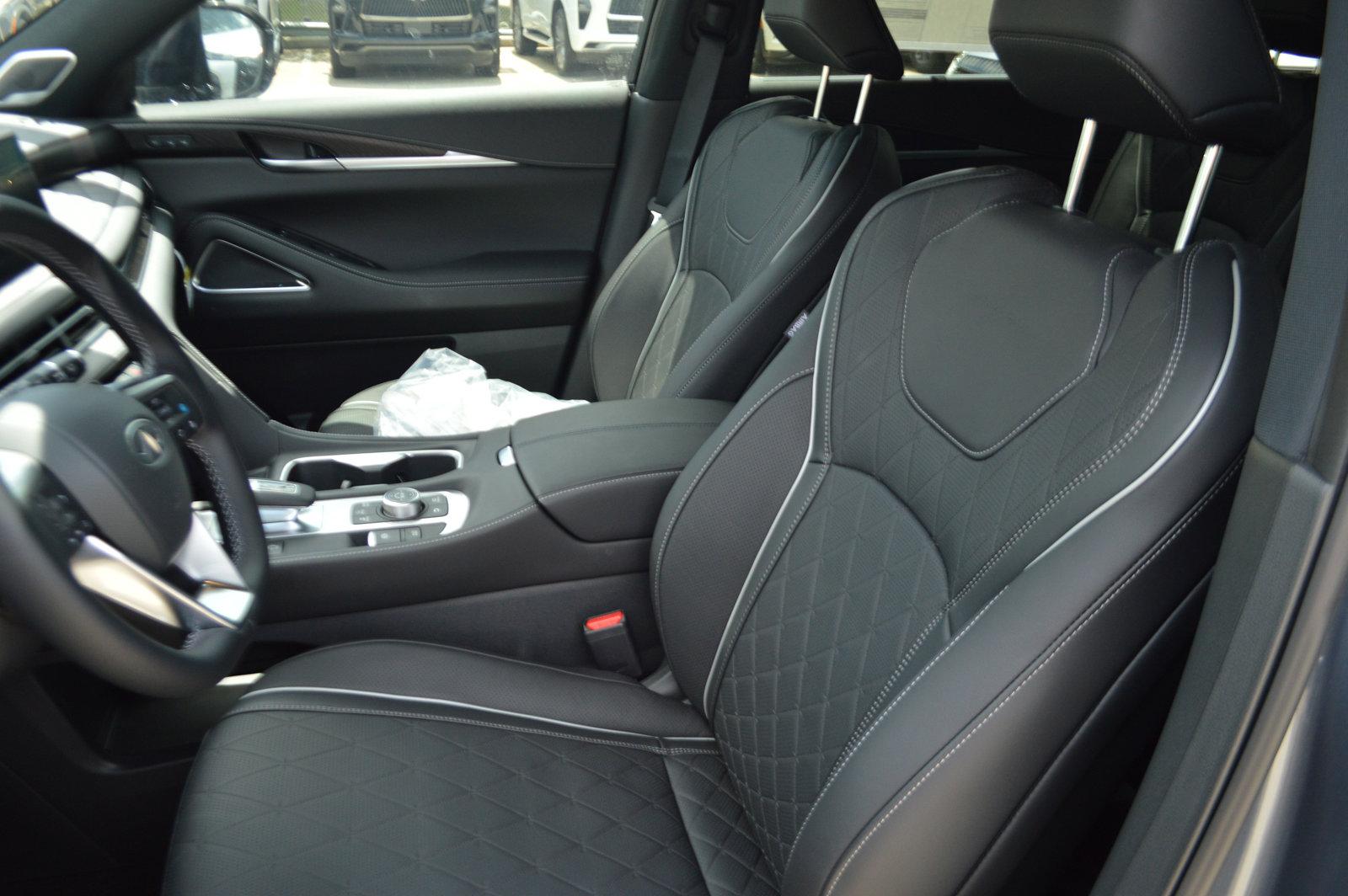 2025 INFINITI QX60 Vehicle Photo in Houston, TX 77090