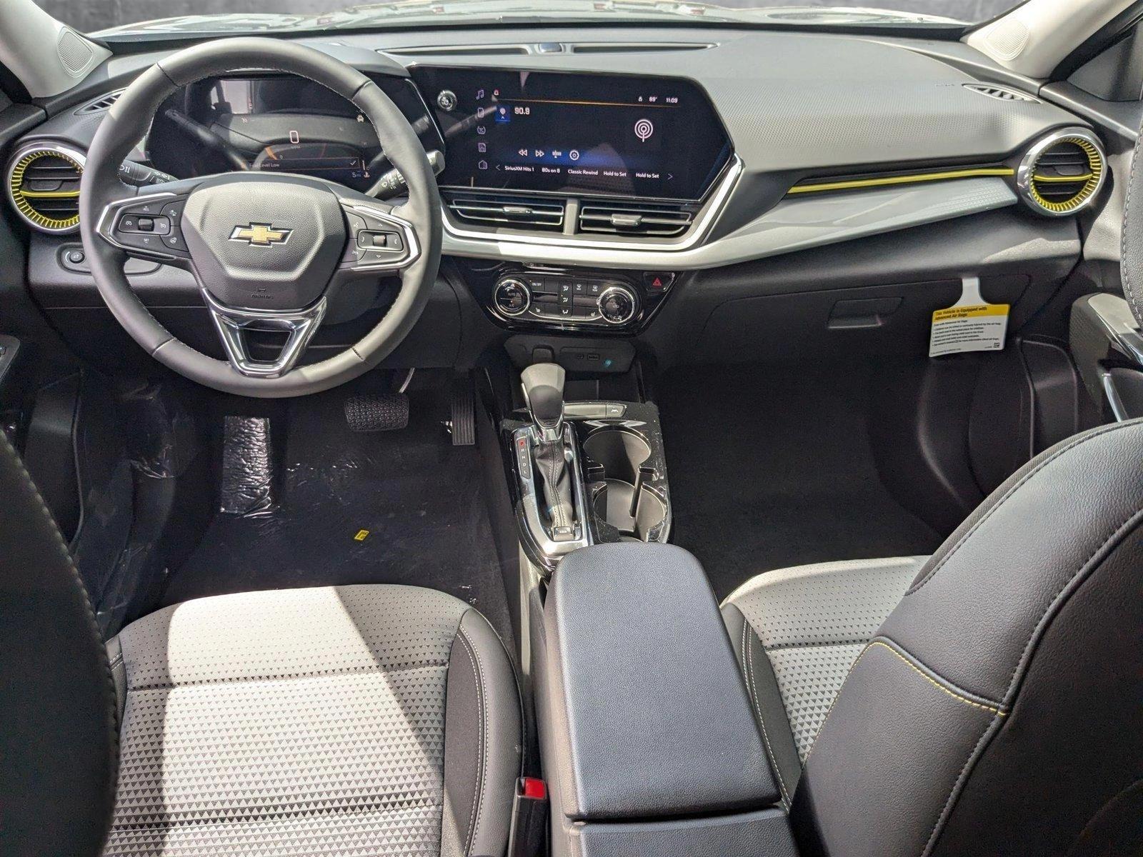 2025 Chevrolet Trax Vehicle Photo in MIAMI, FL 33134-2699