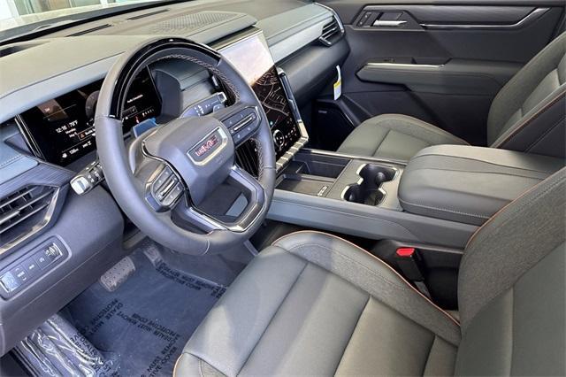 2025 GMC Acadia Vehicle Photo in ELK GROVE, CA 95757-8703