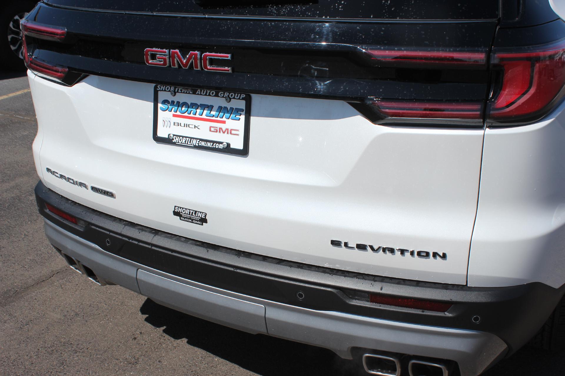 2025 GMC Acadia Vehicle Photo in AURORA, CO 80012-4011