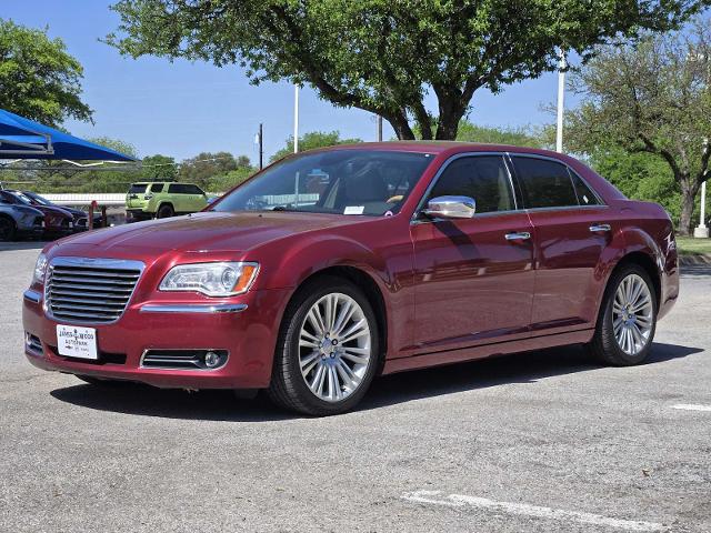 2014 Chrysler 300 Vehicle Photo in DENTON, TX 76210-9321
