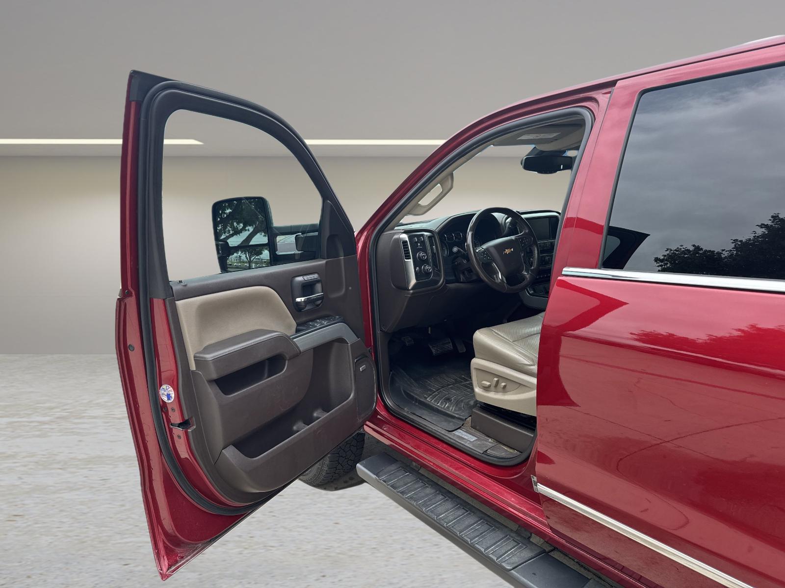 2018 Chevrolet Silverado 2500 HD Vehicle Photo in GEORGETOWN, TX 78626-7508