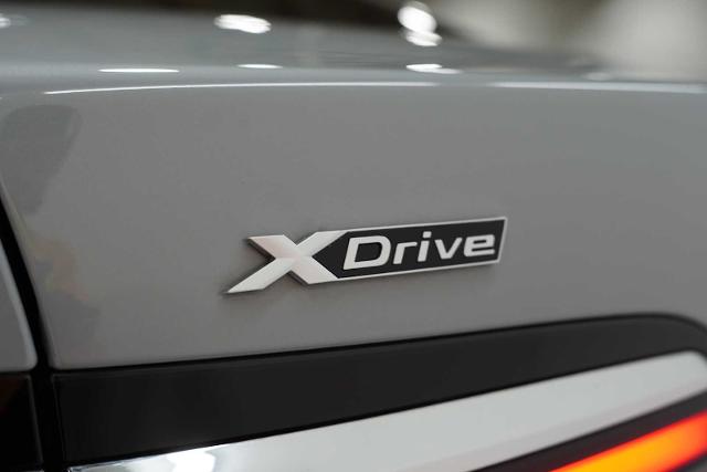 2023 BMW 760i xDrive Vehicle Photo in GRAPEVINE, TX 76051