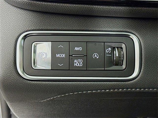 2025 Buick Enclave Vehicle Photo in PUYALLUP, WA 98371-4149