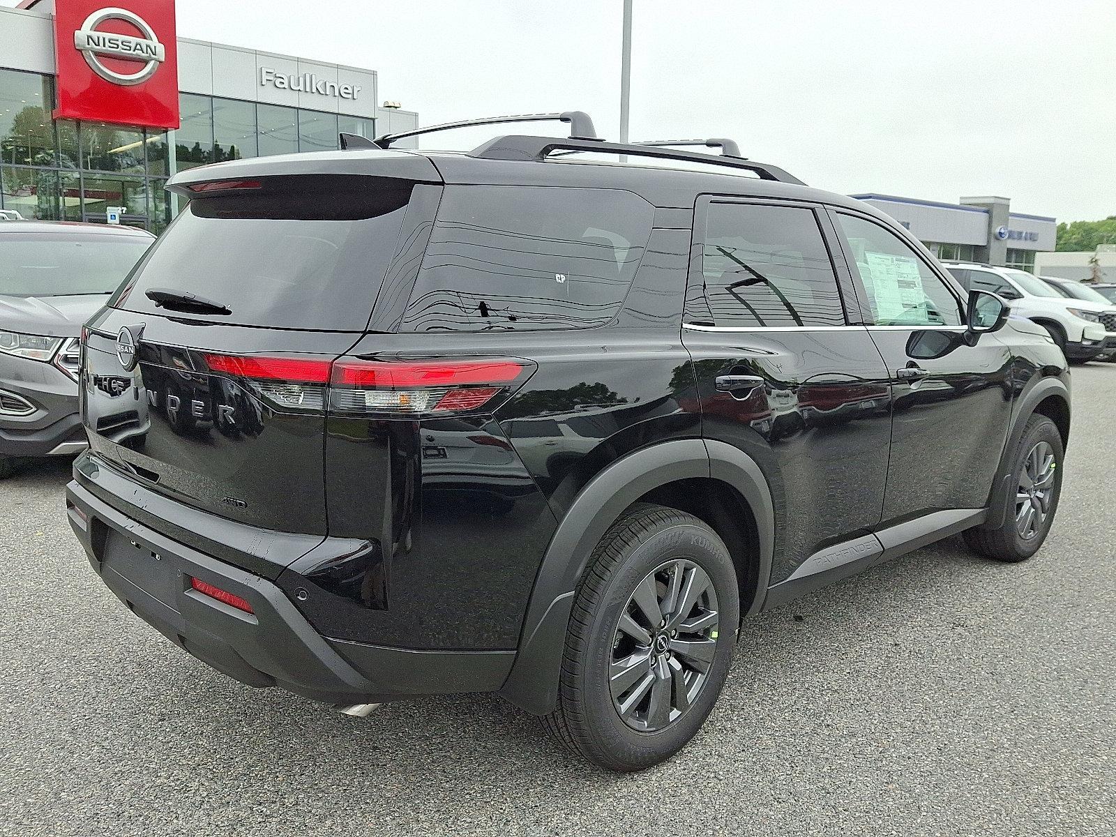 2025 Nissan Pathfinder Vehicle Photo in Mechanicsburg, PA 17050-2306