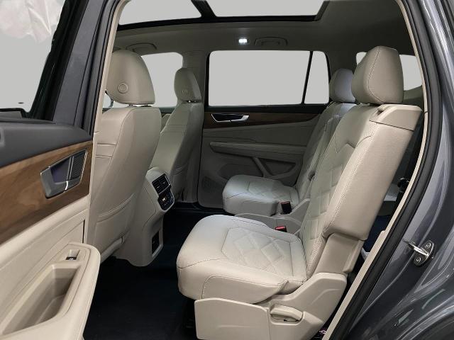 2025 Volkswagen Atlas Vehicle Photo in Appleton, WI 54913