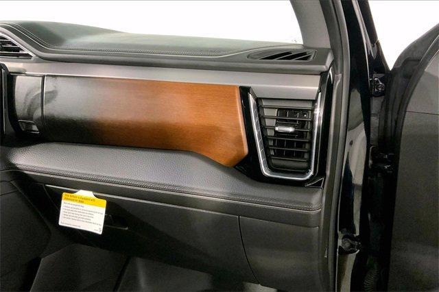 2024 GMC Sierra 1500 Vehicle Photo in INDEPENDENCE, MO 64055-1314