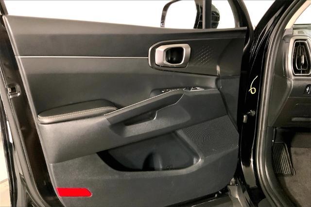 2024 Kia Sorento Vehicle Photo in Lees Summit, MO 64086