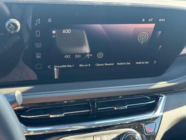 2025 Buick Envista Vehicle Photo in COLUMBIA, MO 65203-3903