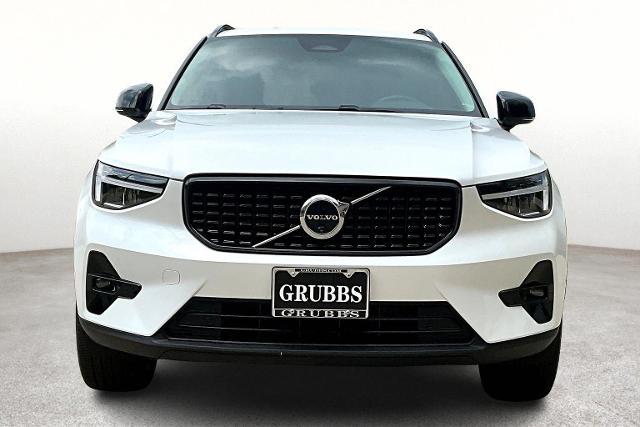 2025 Volvo XC40 Vehicle Photo in Houston, TX 77007