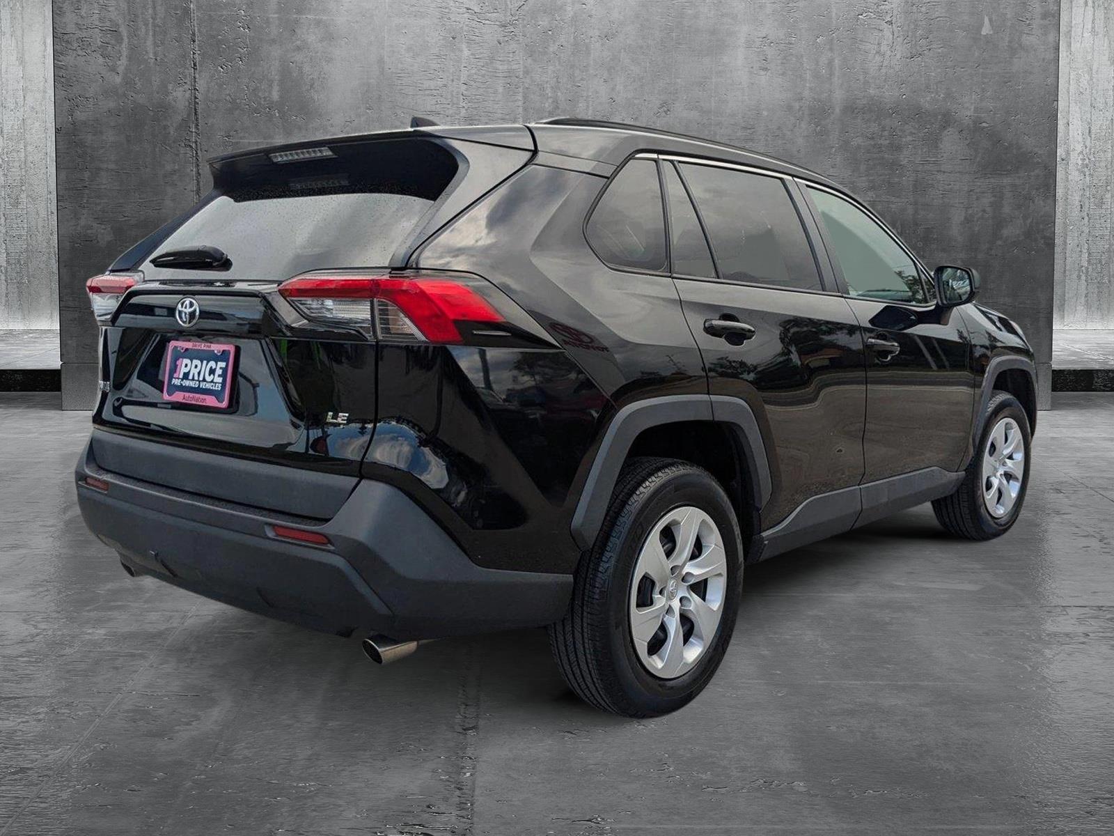 2019 Toyota RAV4 Vehicle Photo in Winter Park, FL 32792