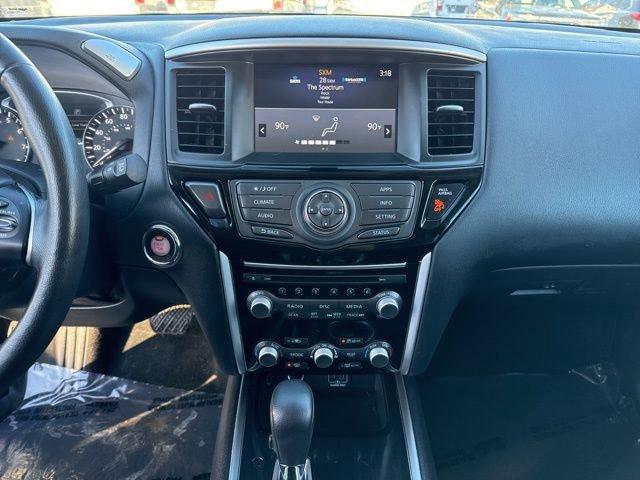 2020 Nissan Pathfinder Vehicle Photo in MEDINA, OH 44256-9631