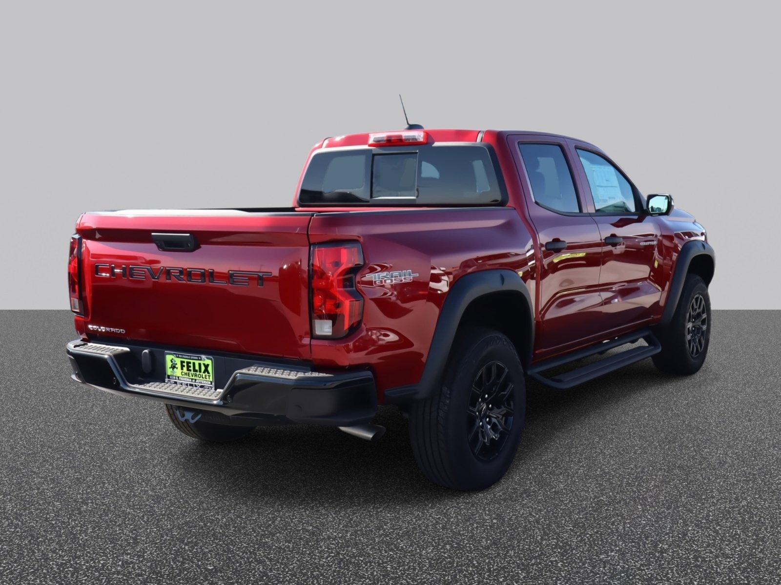 2024 Chevrolet Colorado Vehicle Photo in LOS ANGELES, CA 90007-3794