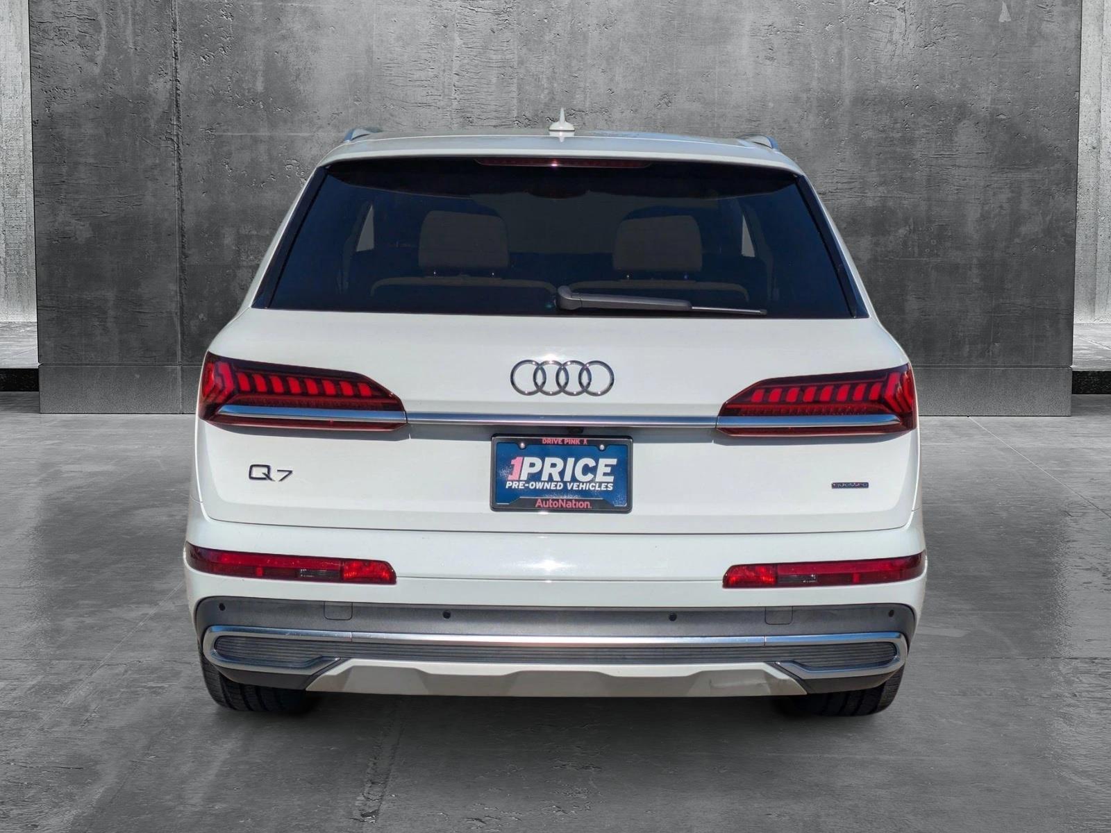 2021 Audi Q7 Vehicle Photo in Sarasota, FL 34231