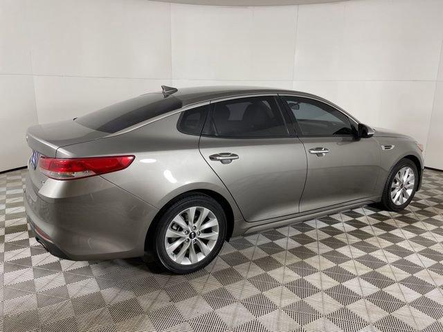 2016 Kia Optima Vehicle Photo in PHOENIX, AZ 85014-3381
