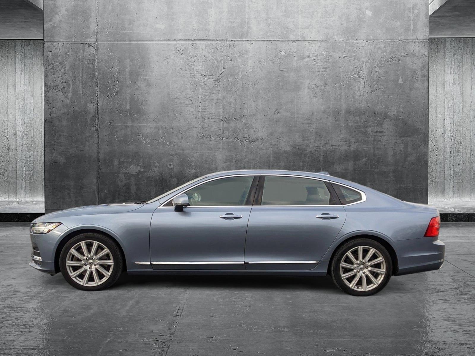 2018 Volvo S90 Vehicle Photo in TIMONIUM, MD 21093-2300