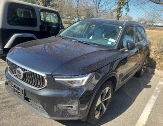 2023 Volvo XC40 Vehicle Photo in San Antonio, TX 78230