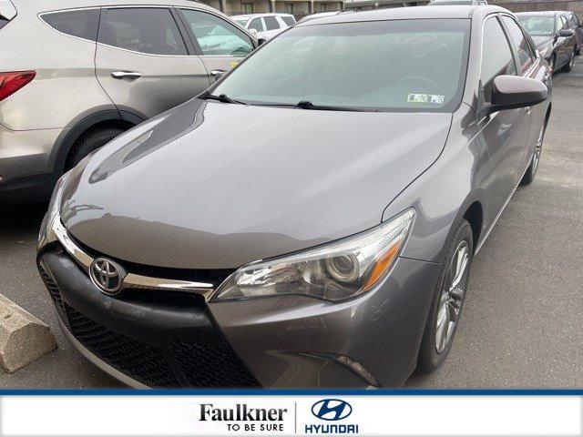 2015 Toyota Camry Vehicle Photo in Philadelphia, PA 19116