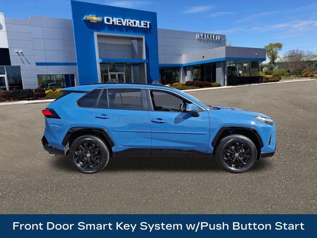 2022 Toyota RAV4 Hybrid Vehicle Photo in DANBURY, CT 06810-5034