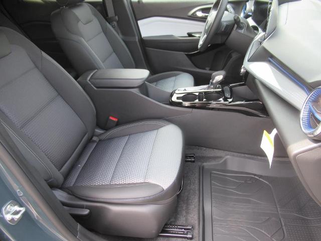2025 Chevrolet Trax Vehicle Photo in LEESBURG, FL 34788-4022