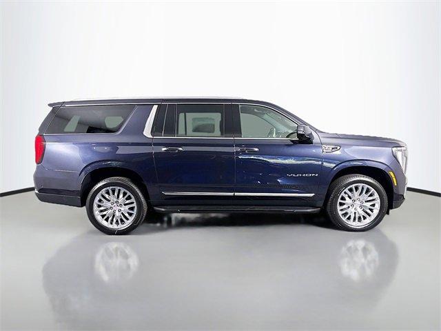 2025 GMC Yukon XL Vehicle Photo in PUYALLUP, WA 98371-4149